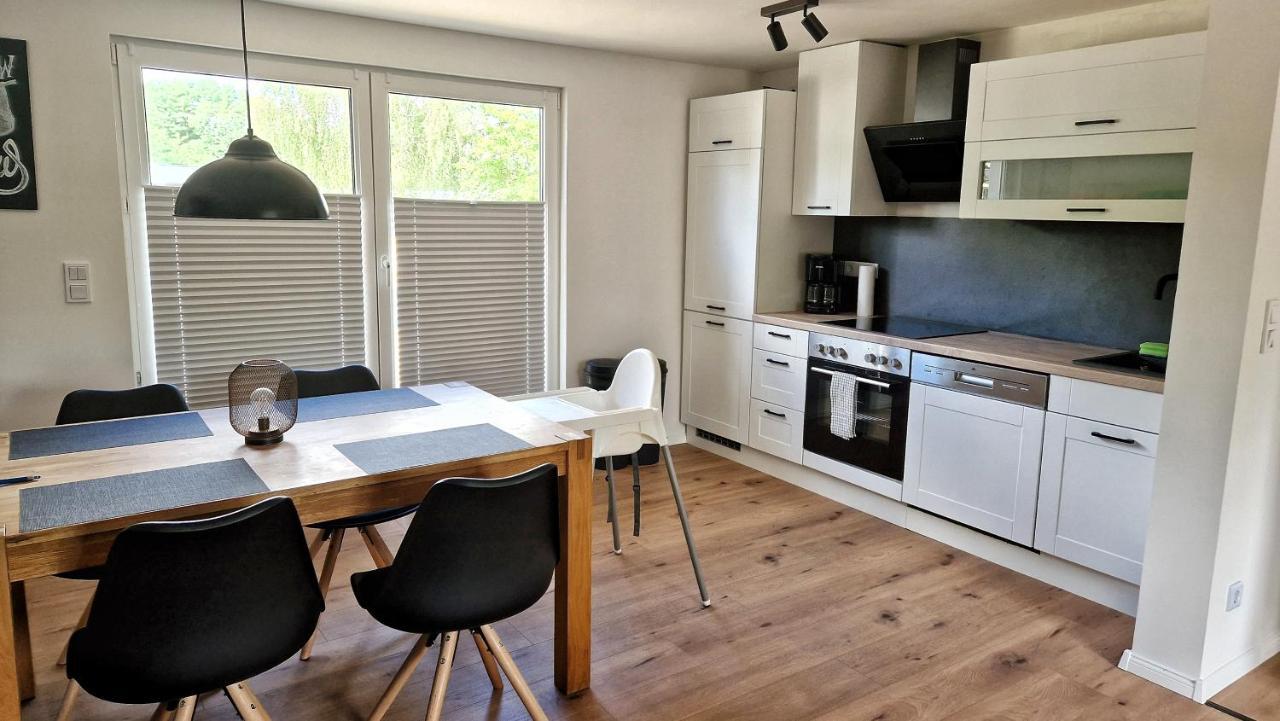 Ferienhaus Seeoase Mit Kamin - Badestelle Fußläufig *
